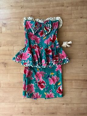 Vintage Deborah Laws Floral Peplum Dress Bow USA Deadstock Size 8 NWT
